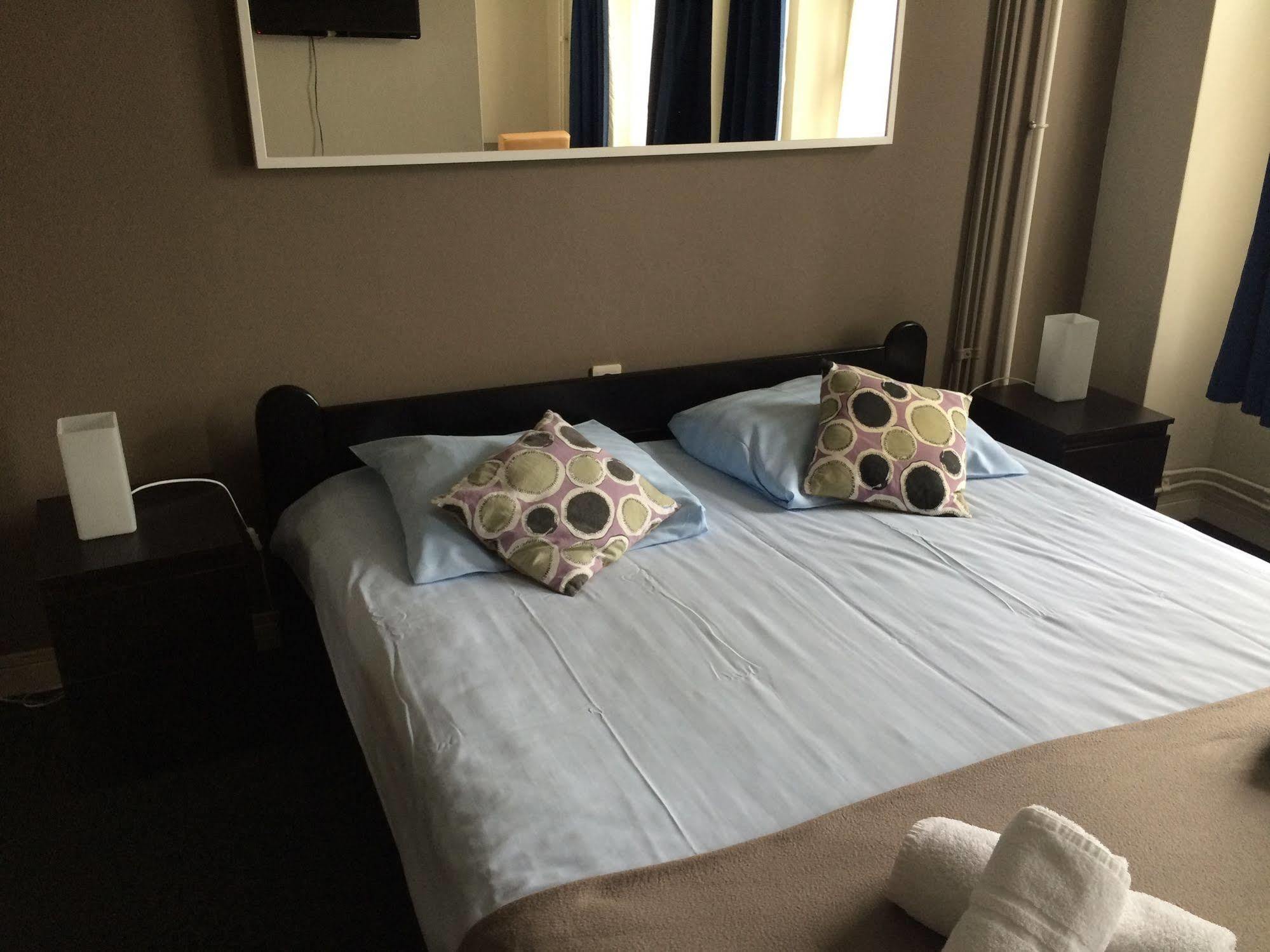 En Grand Café De Pauw Hotel Roermond